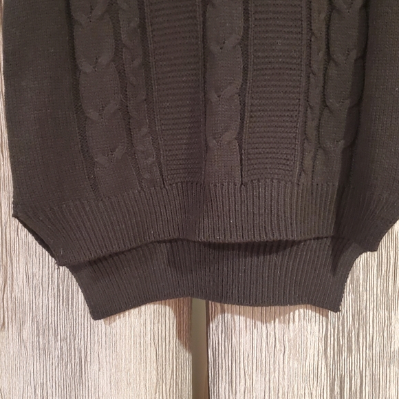 Black vest - Picture 4 of 6